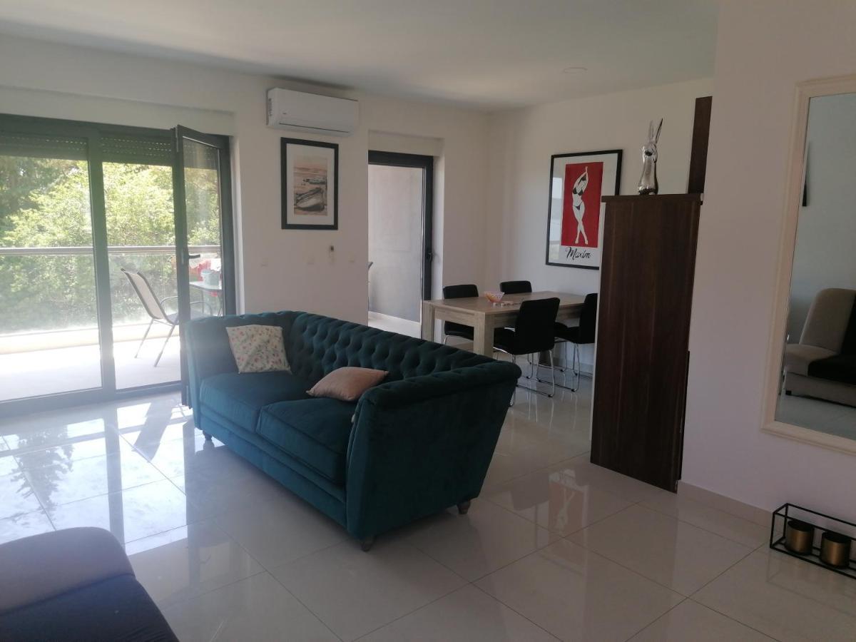 Apartmani U Kastelima Каштела Экстерьер фото