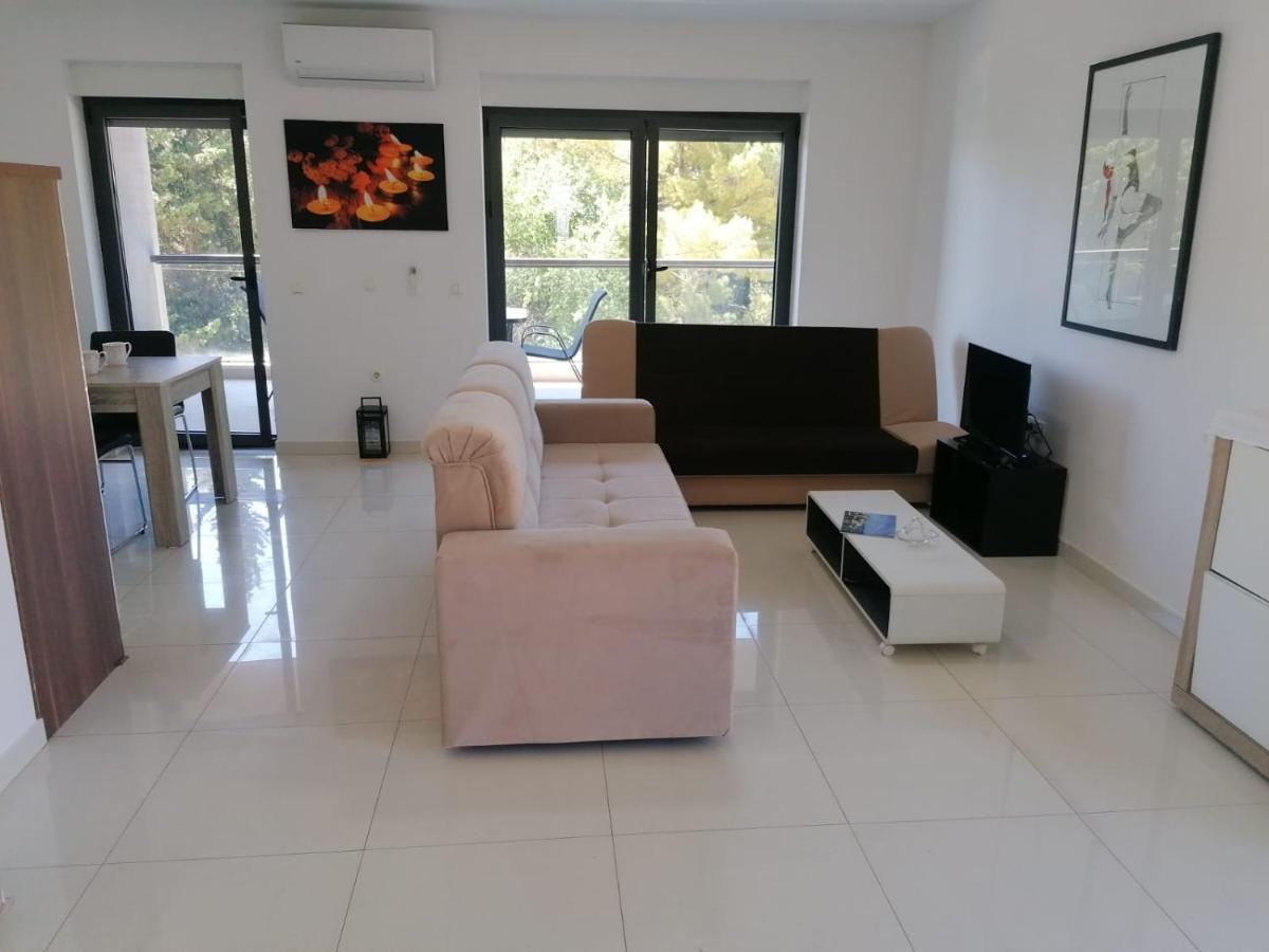 Apartmani U Kastelima Каштела Экстерьер фото