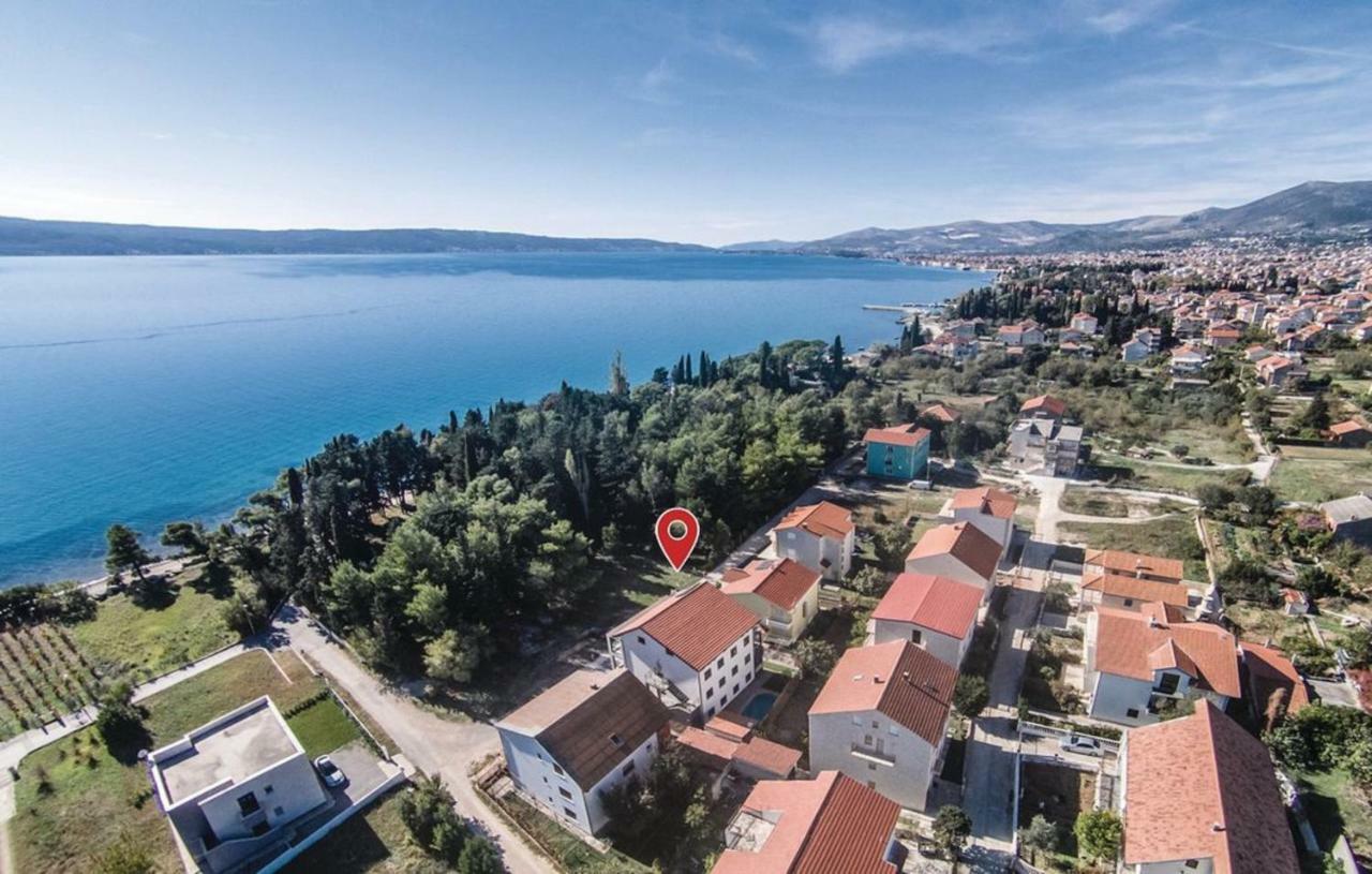 Apartmani U Kastelima Каштела Экстерьер фото